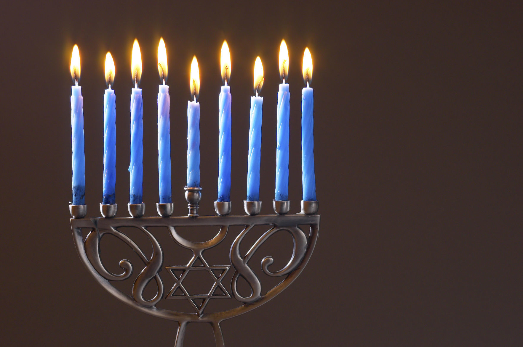 menorah1.jpg